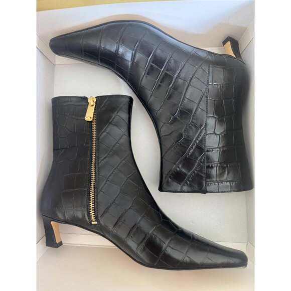 MICHAEL Michael Kors Cosmo Croc Embossed Kitten Booties Black 6 MSRP $175 - Picture 1 of 3